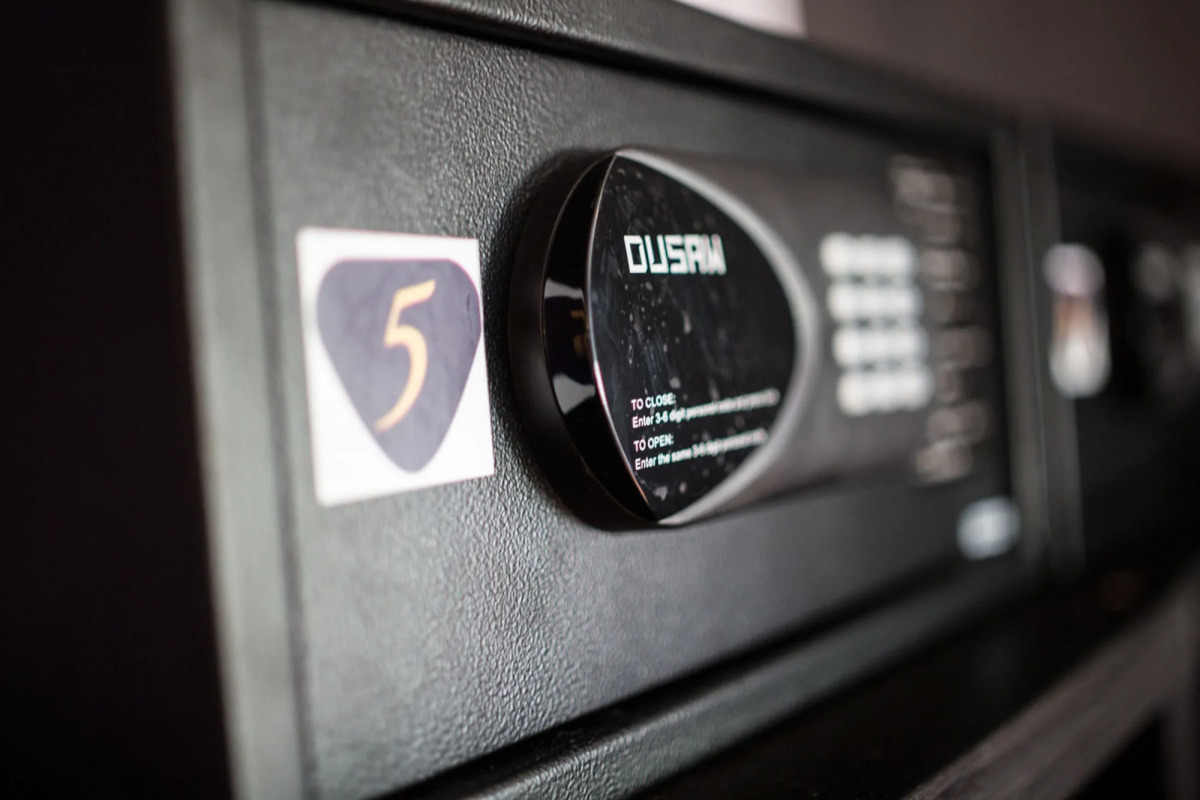 Rock Apartments by Lowkl