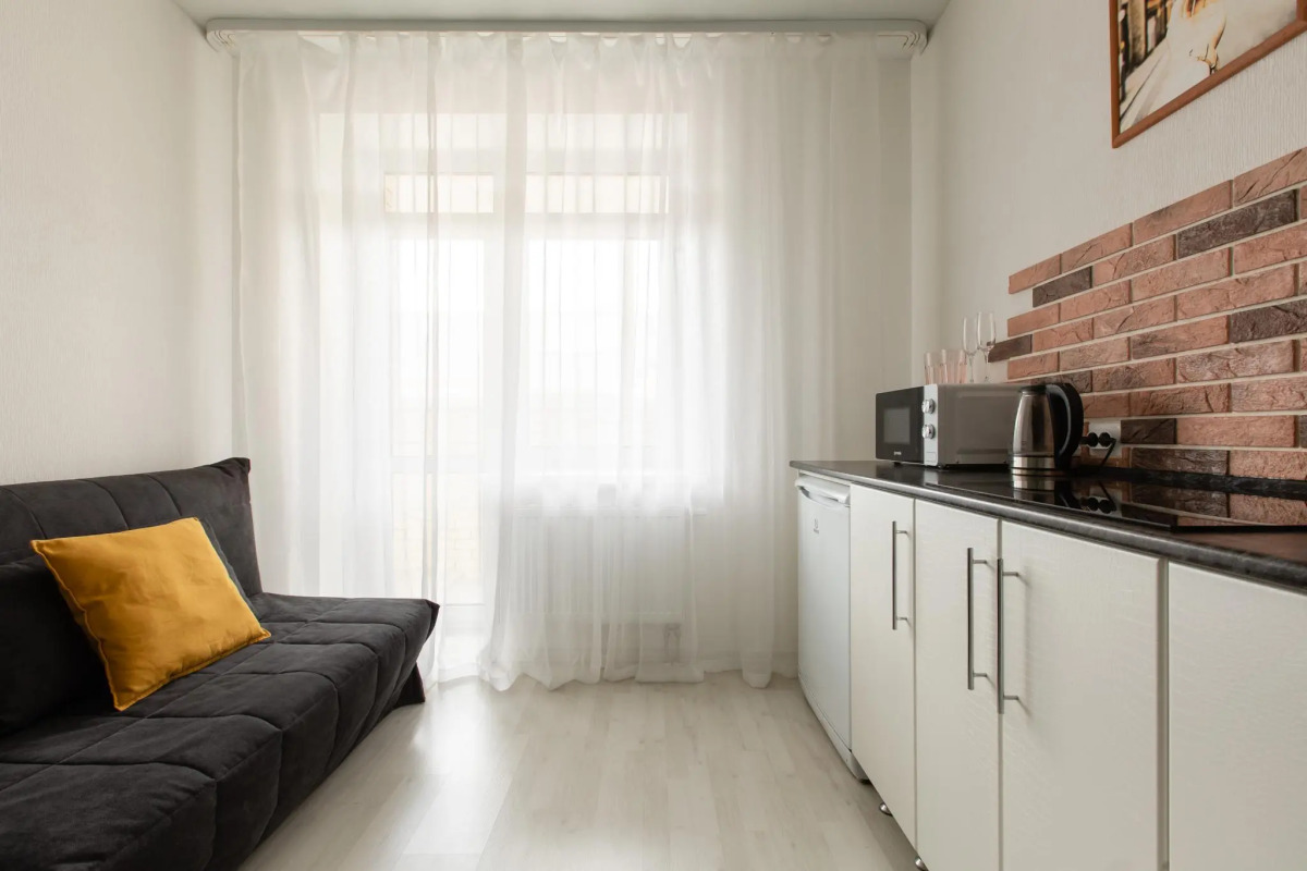 4 Ugla (Четыре угла) на Максима Горького 161