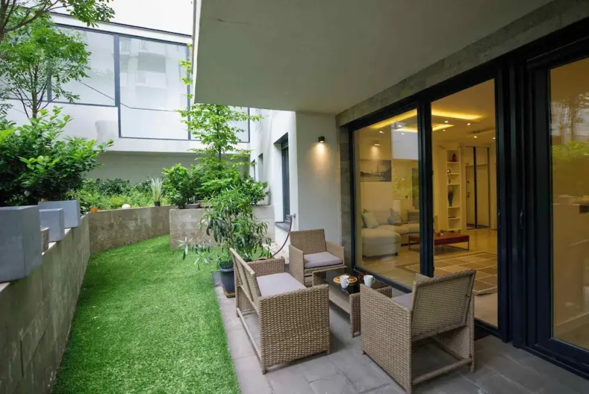 Elisabeth Downtown Apartments by UrbanRent