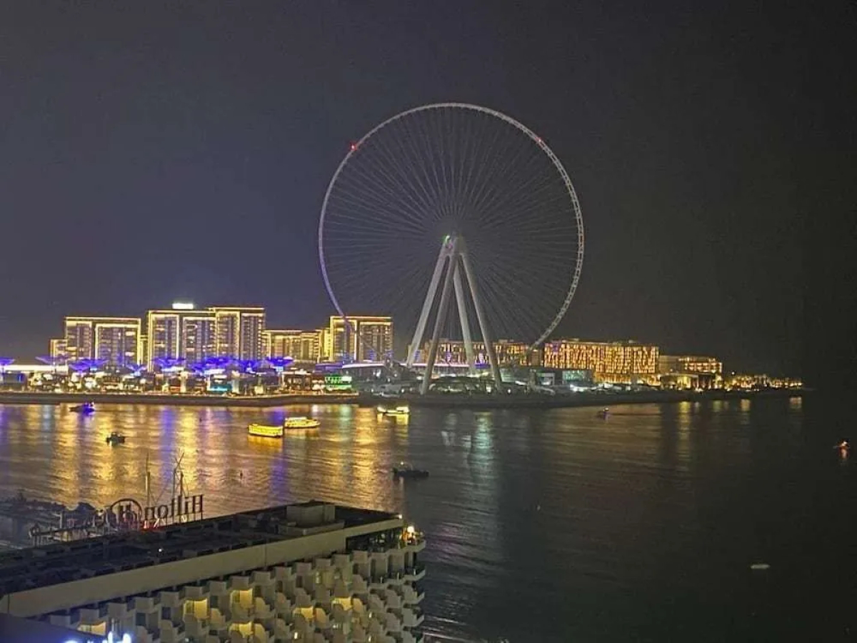 Bollywood Beach Hostel