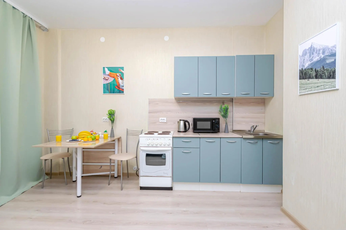 Cosmos (Космос) на улице Революции 52В