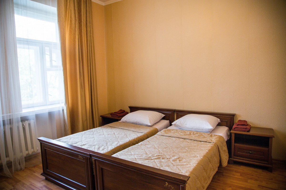 Парк-Отель Май