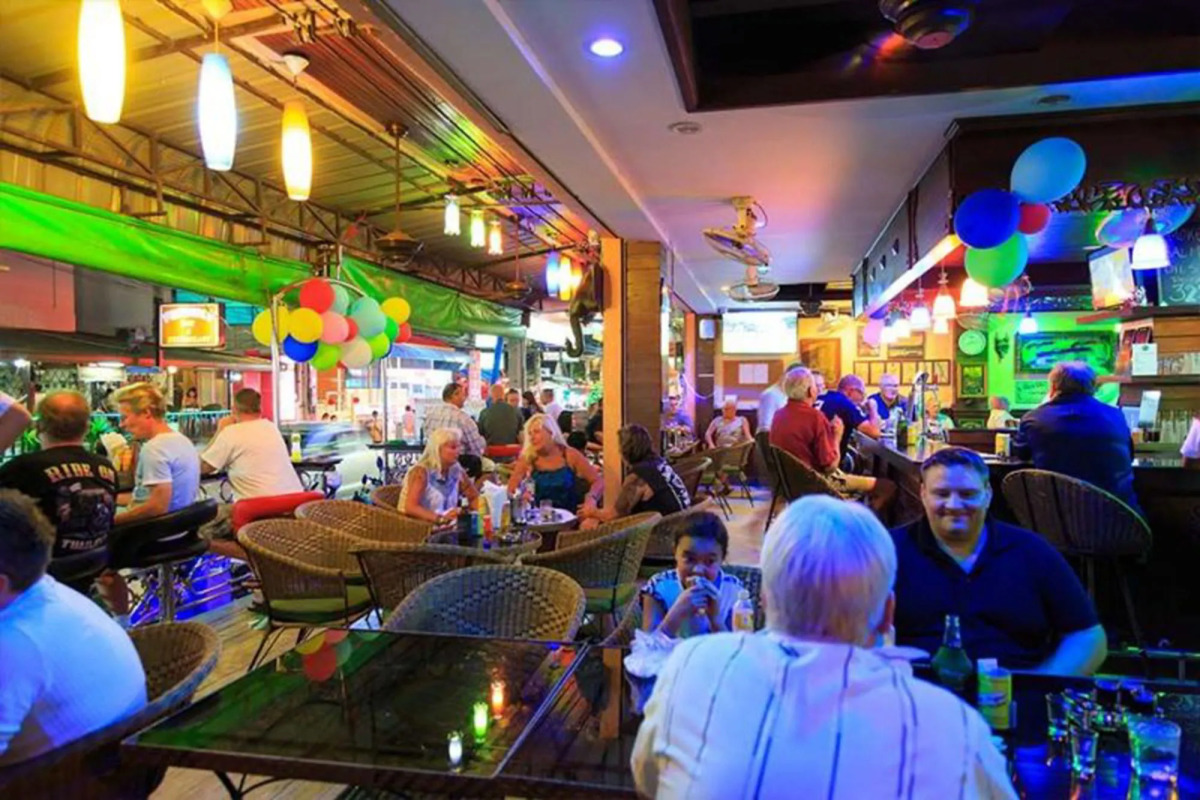 Harrys Hotel, Bar & Restaurant