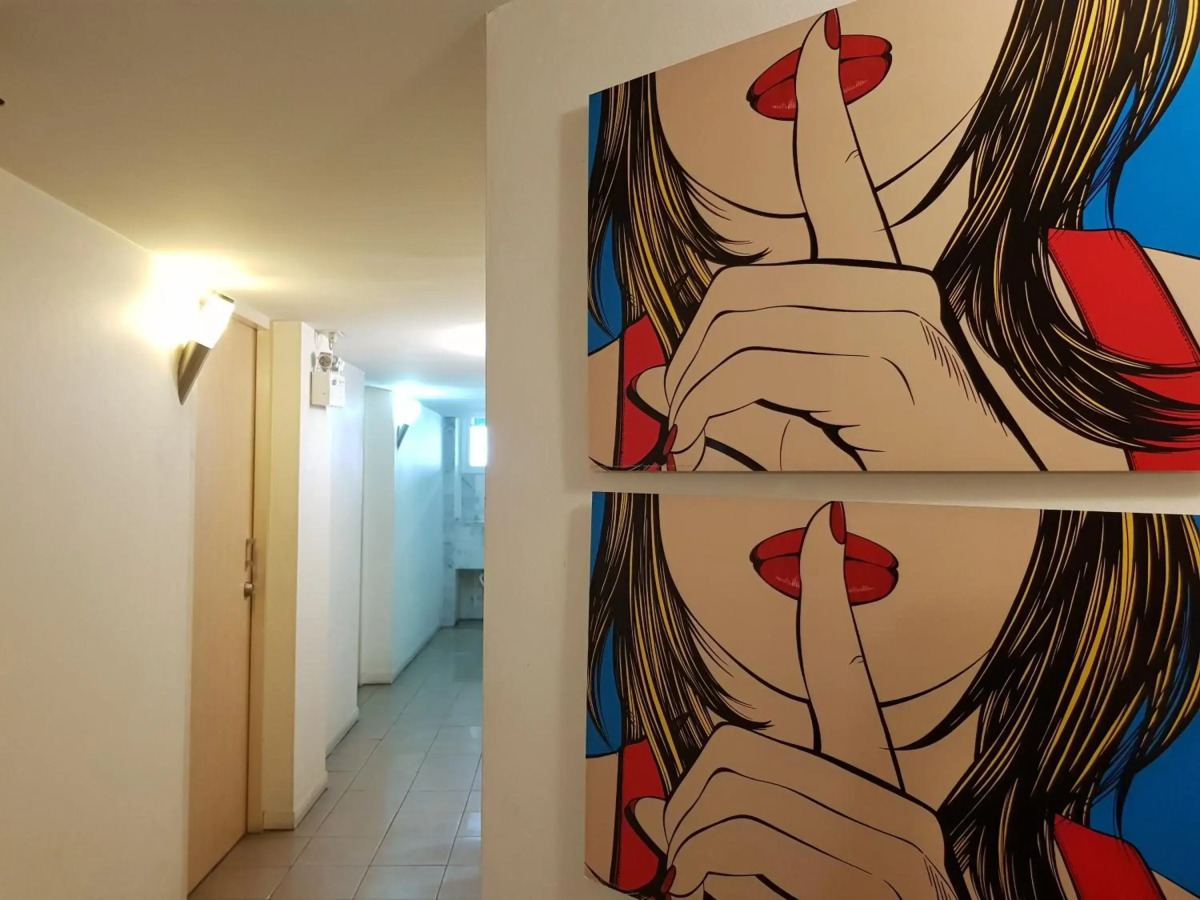 Somewhere to Escape - Hometel