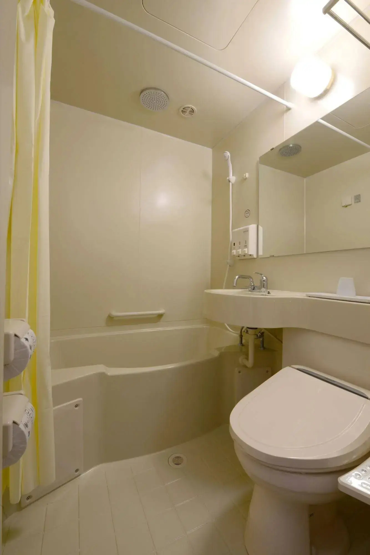 Toyoko Inn Tokyo Asakusa Senzoku Tsukuba Express