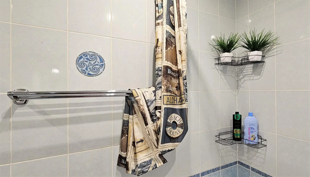 Добрый дом на улице 50 Лет Октября 57А