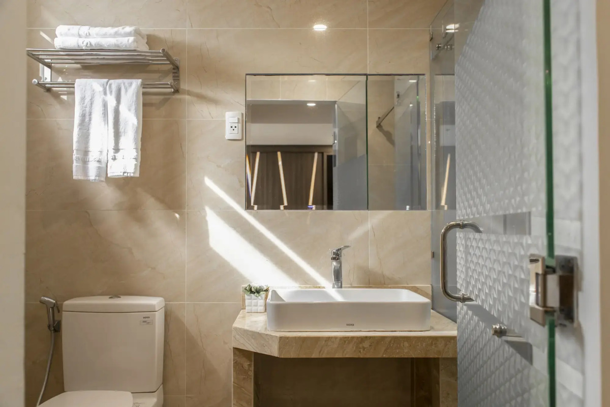 Seven Seas Hotel and Apartment