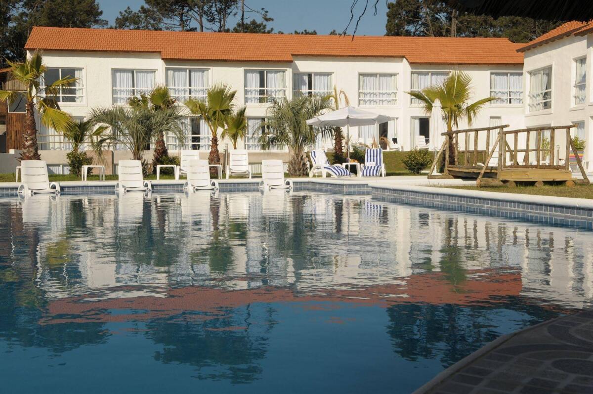 семейный purenudism бассейн Chihuahua Resort Nude Beach 4* в Чиуауа отзывы, цены и фото номеров -  забронировать гостиницу Chihuahua Resort Nude Beach онлайн
