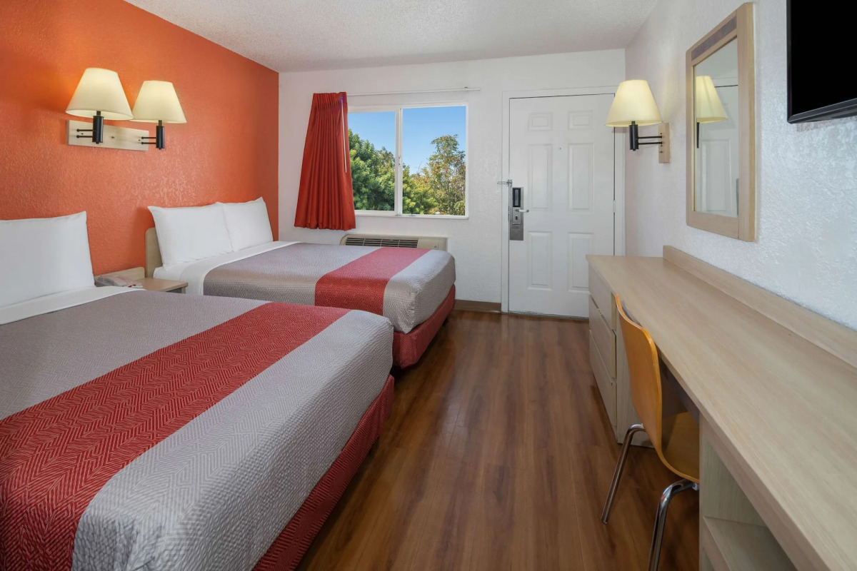 Motel 6 Los Angeles - Van Nuys North Hills