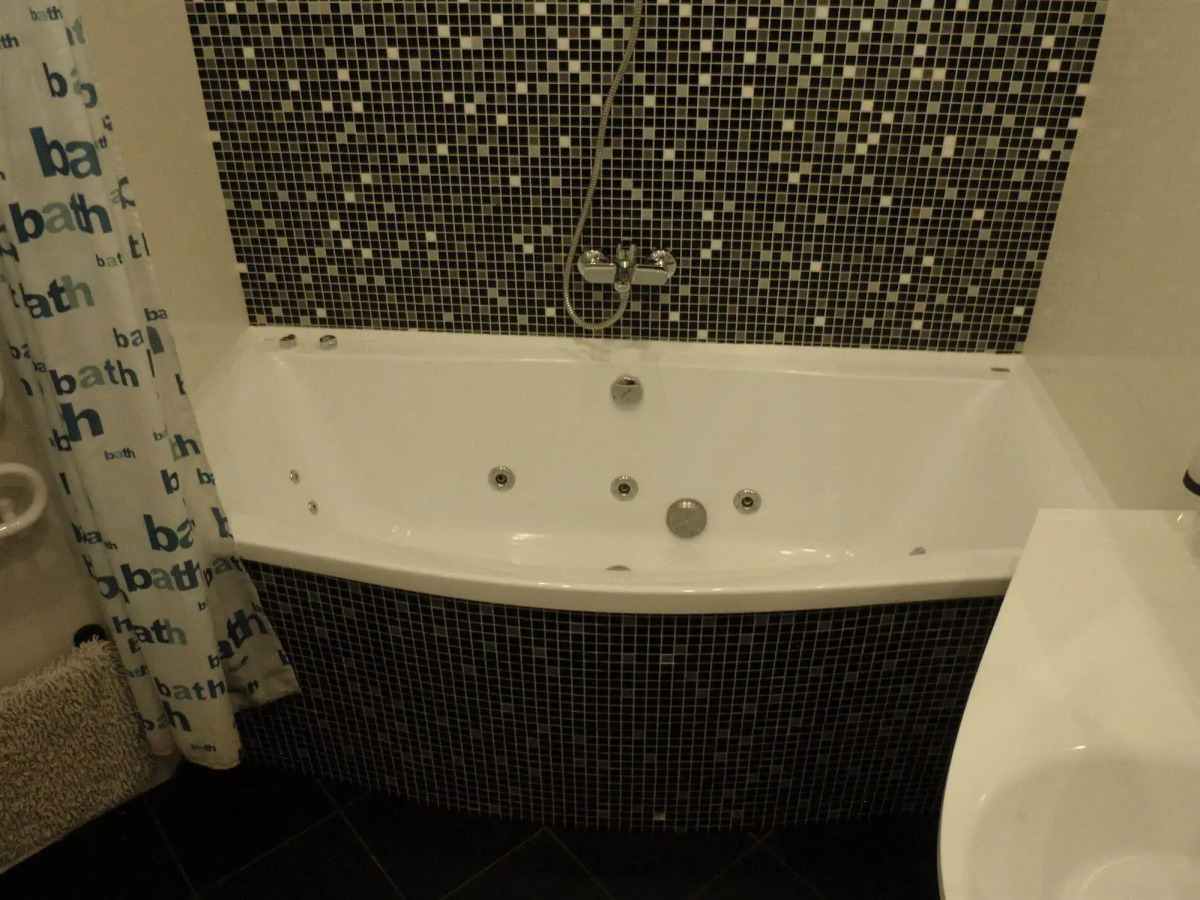 Апартаменты UKR Apartments