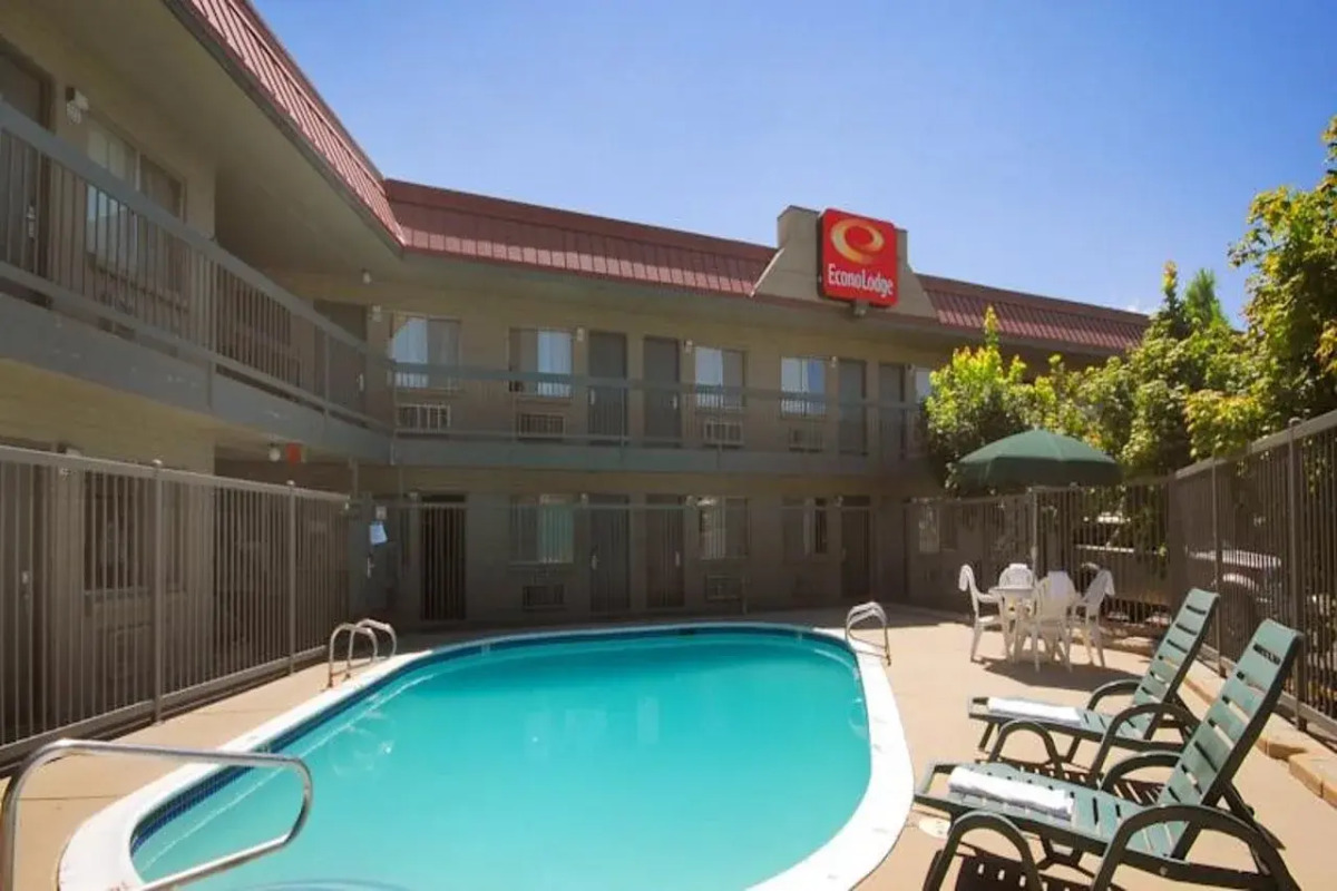 Econo Lodge Downtown