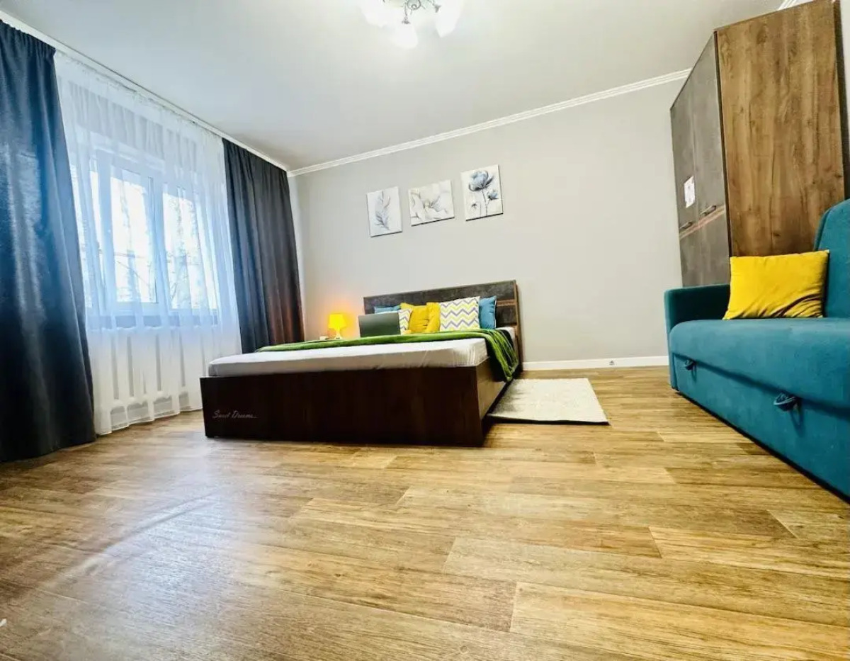 Апартаменты Север на проспекте Ленина 65/1