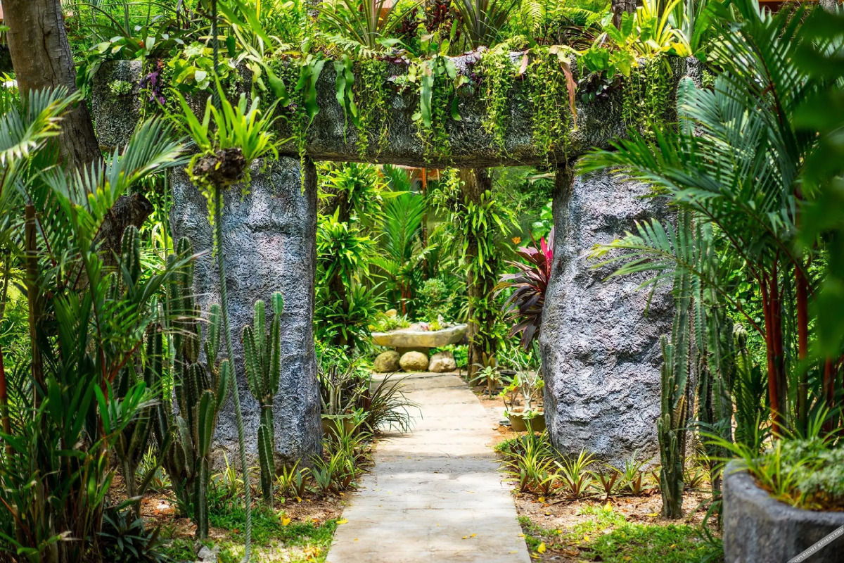 Thavorn Palm Beach Resort Phuket