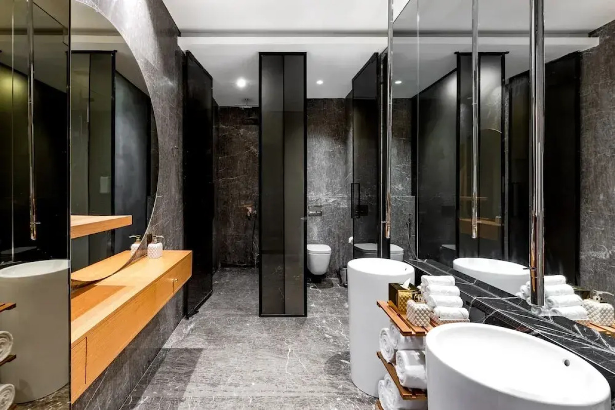 Отель Voco Dubai Monaco The Heart of Europe