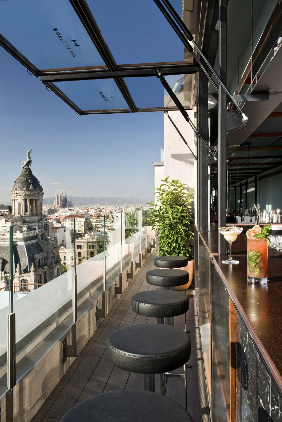 Отель NH Collection Barcelona Gran Calderón