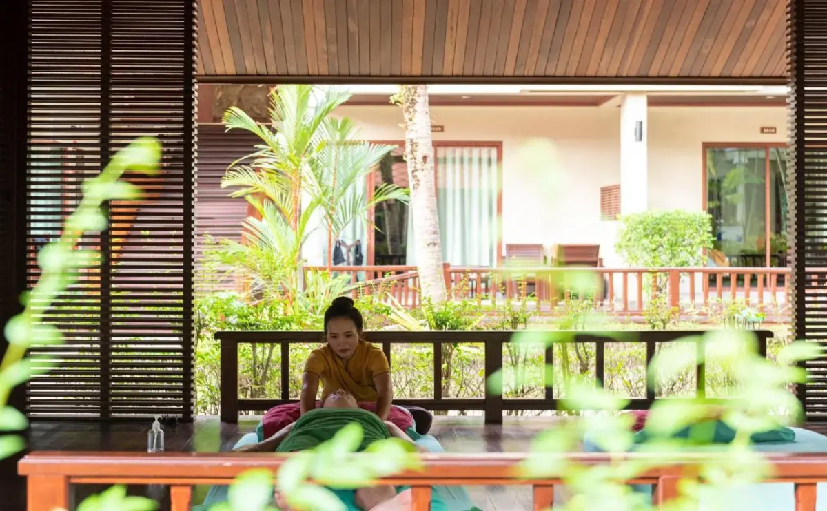 Khaolak Bay Front Resort