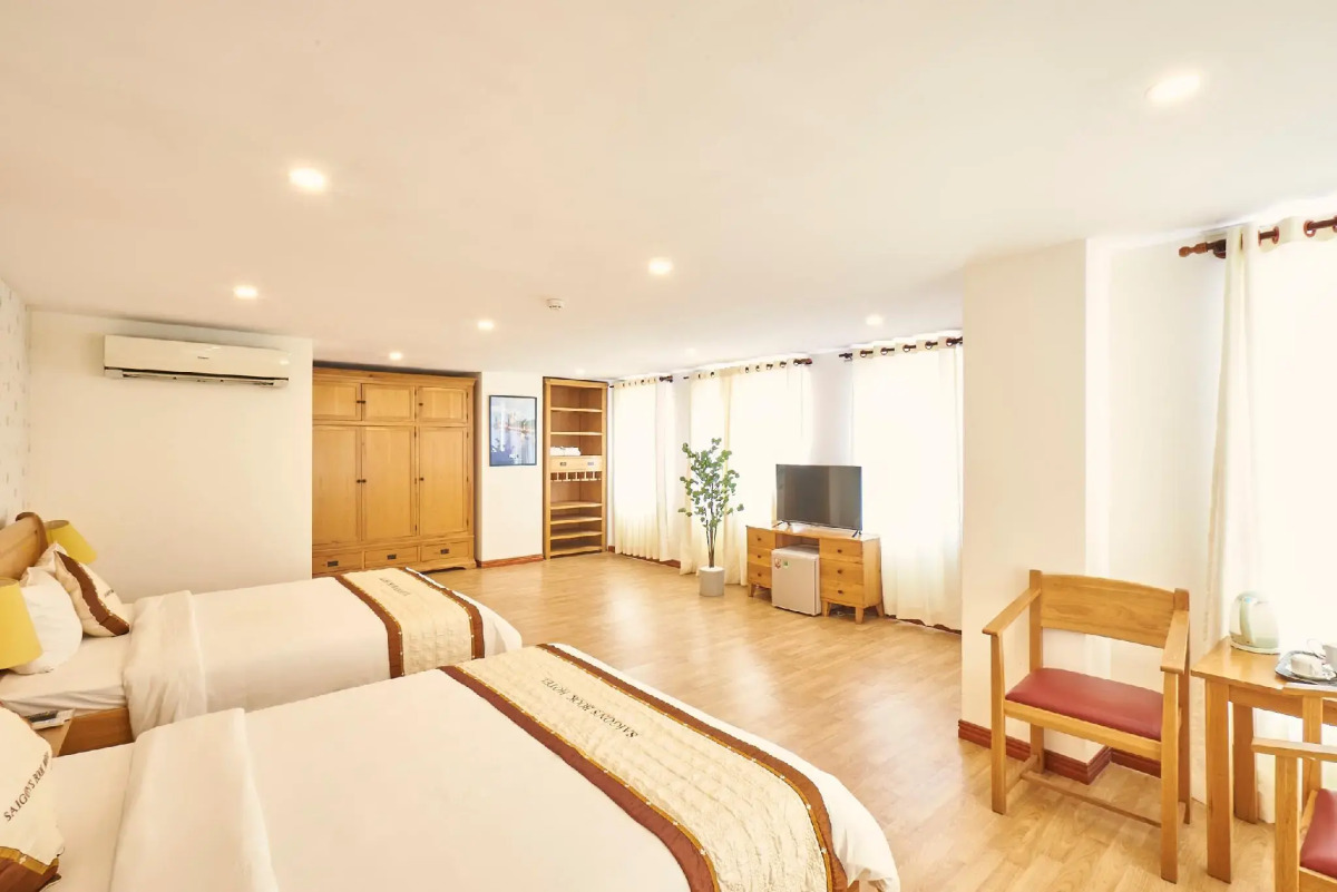 Sai Gon's Book Hotel - The Airport Front