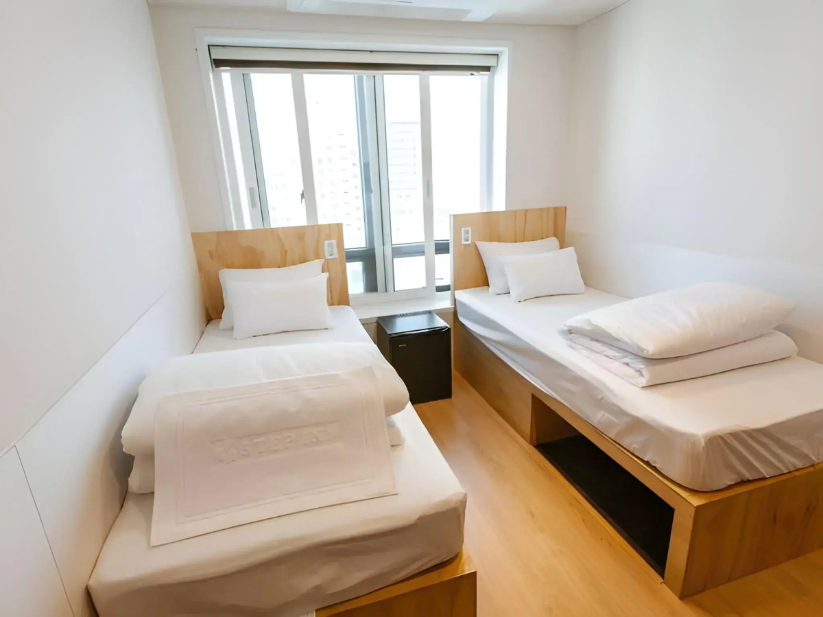 Step Inn Myeongdong 2 - Hostel