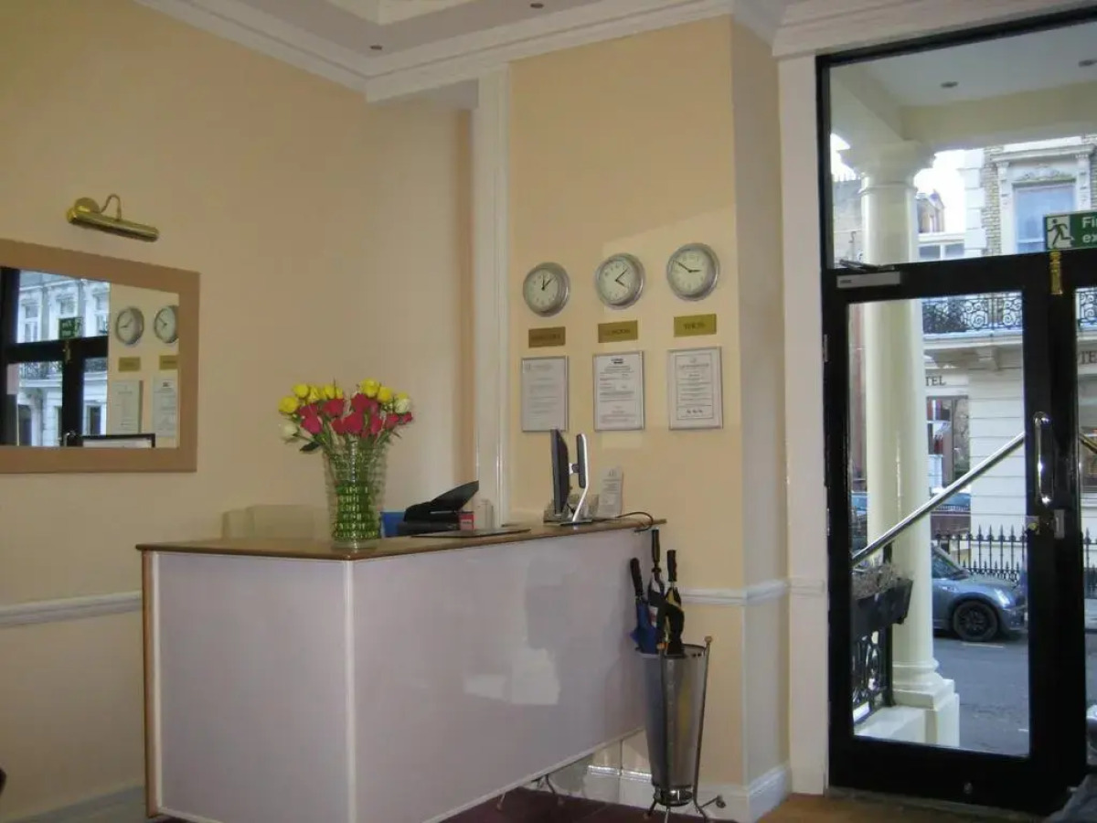 Lord Kensington Hotel