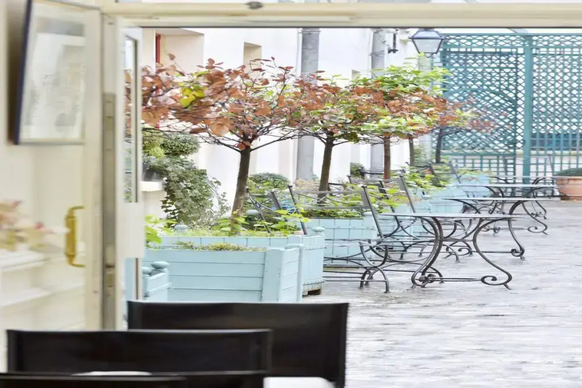 Hôtel Suites Unic Renoir Saint Germain