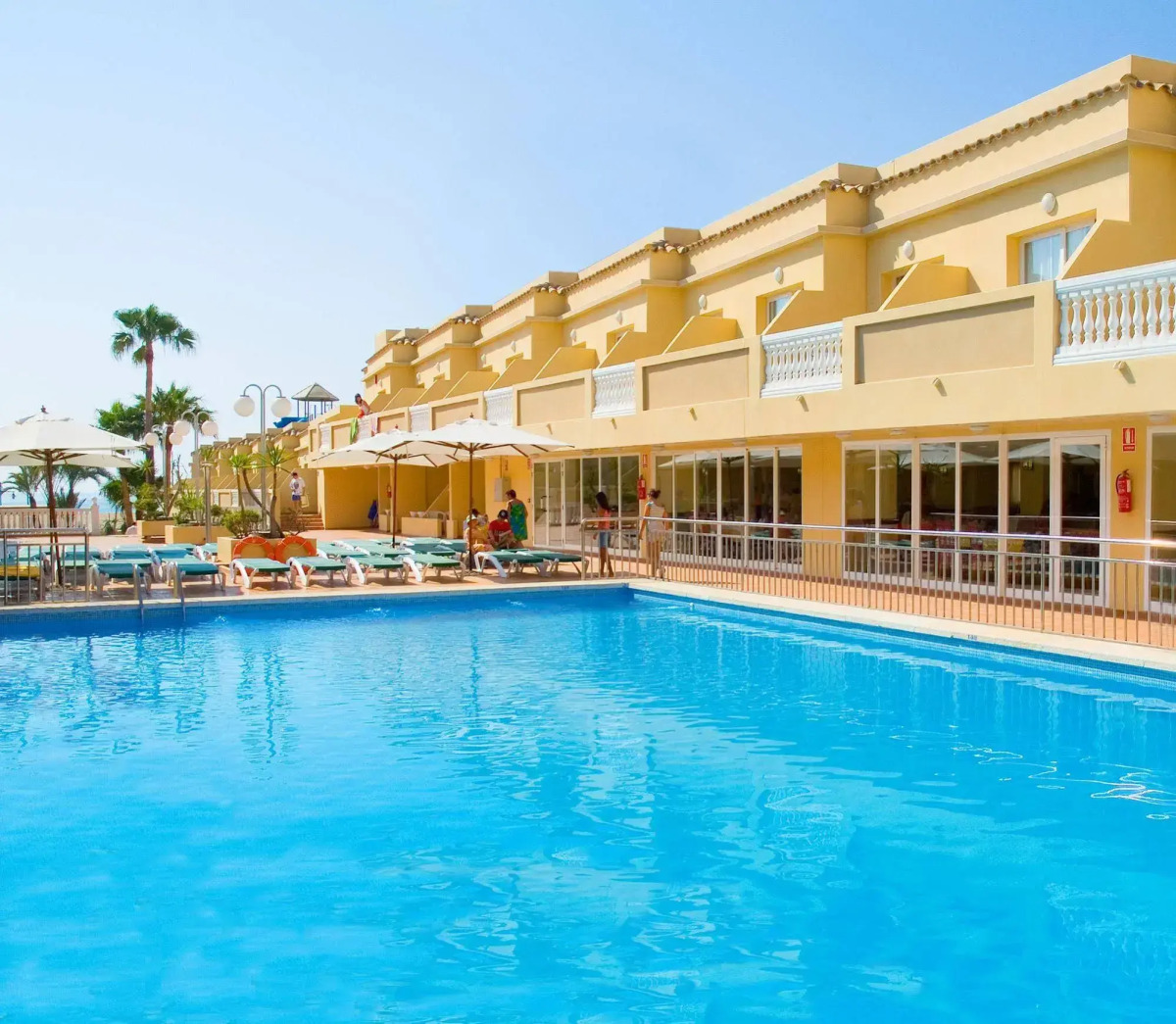 Отель RH Casablanca & Suites