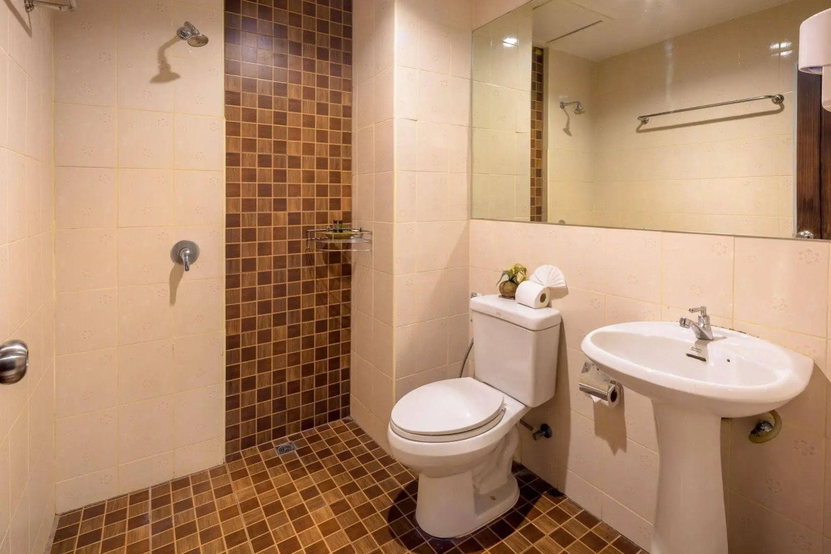 Tanawan Phuket Hotel