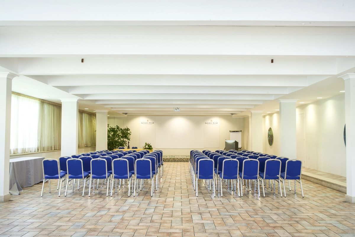 Isola Sacra Rome Airport