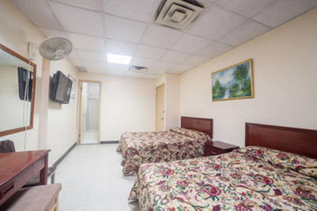 World Hotel