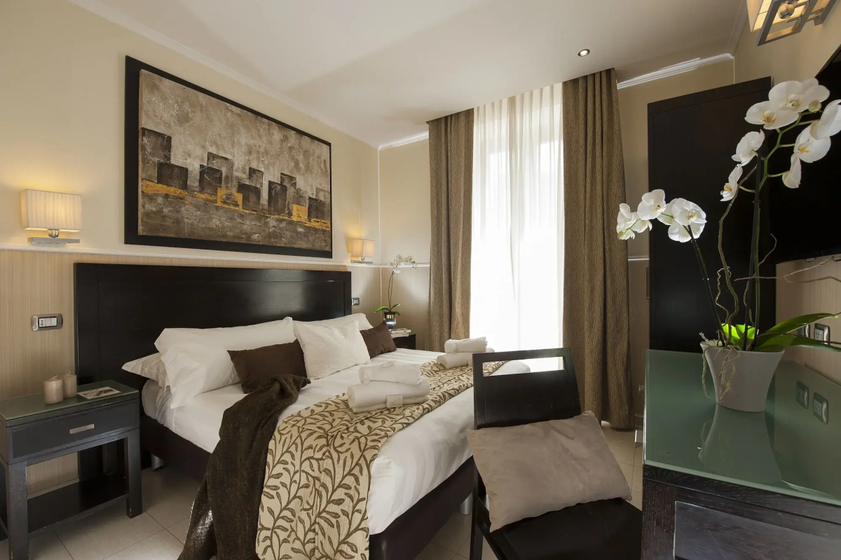 Yes Hotel