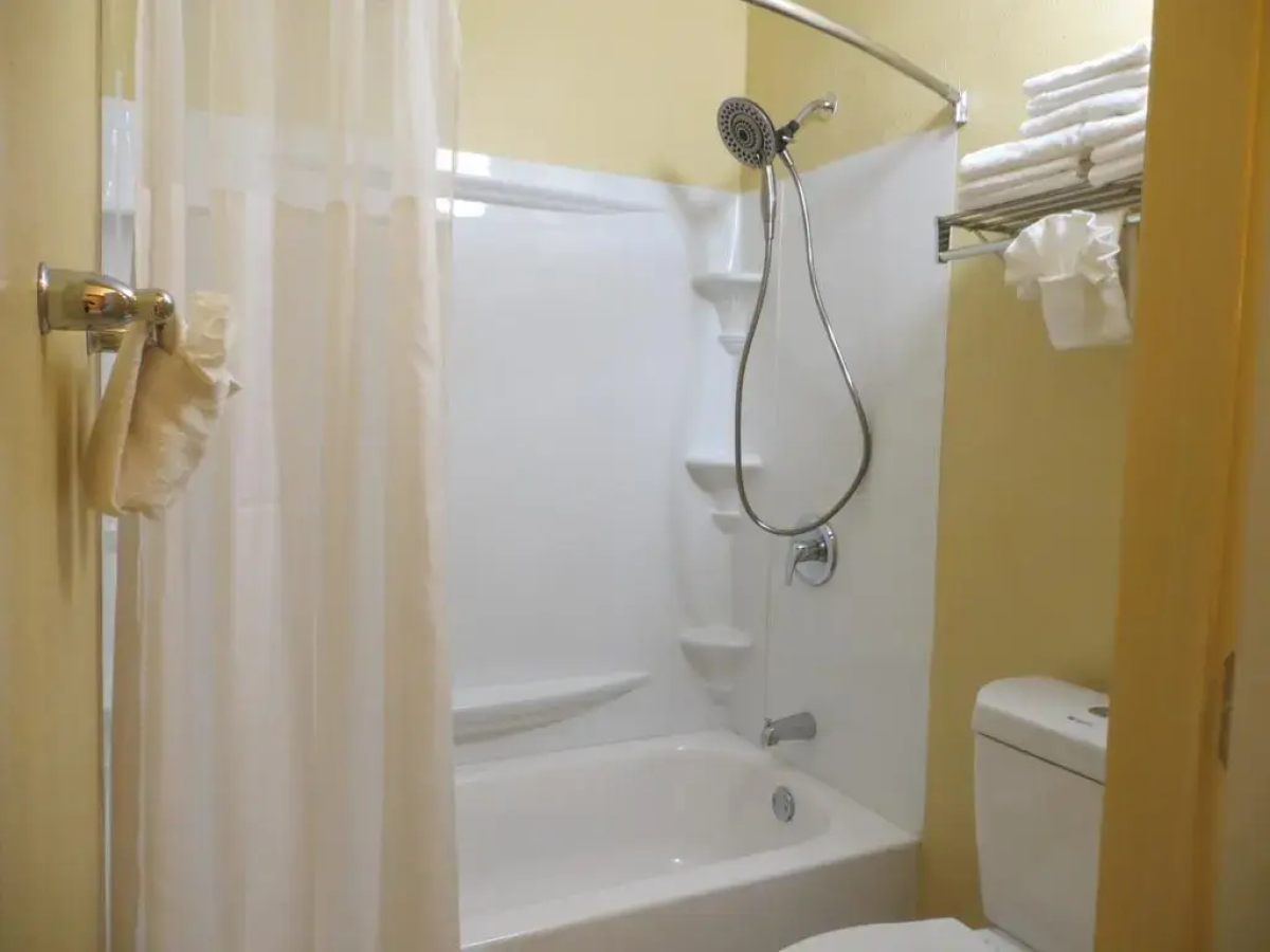 Grand Hotel Orlando at Universal Blvd - Shuttle to Theme Parks