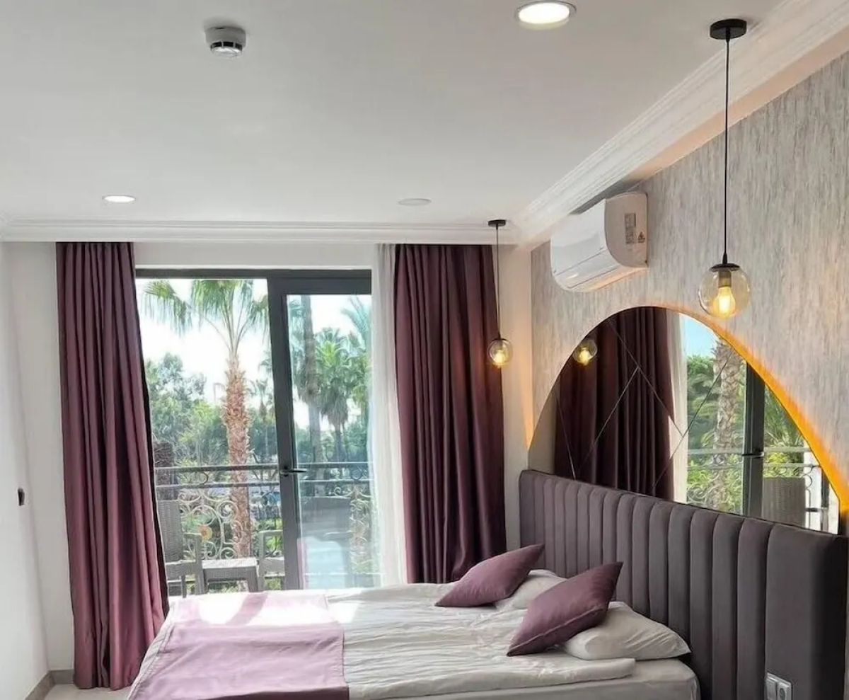 Karikatur Bi Hotel