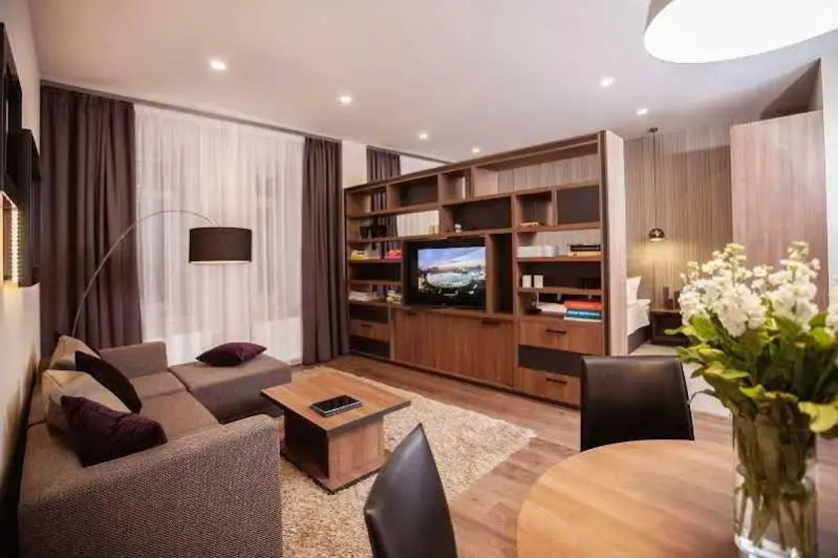 Отель Senator Maidan