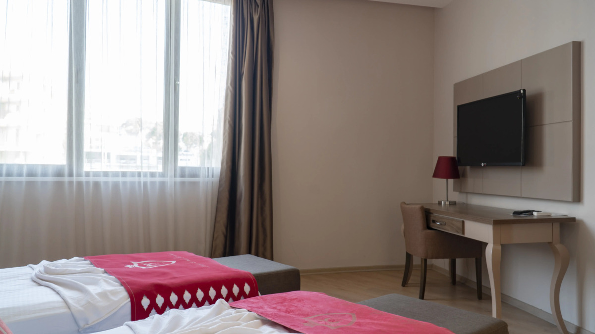 Ladies Beach Suit Otel