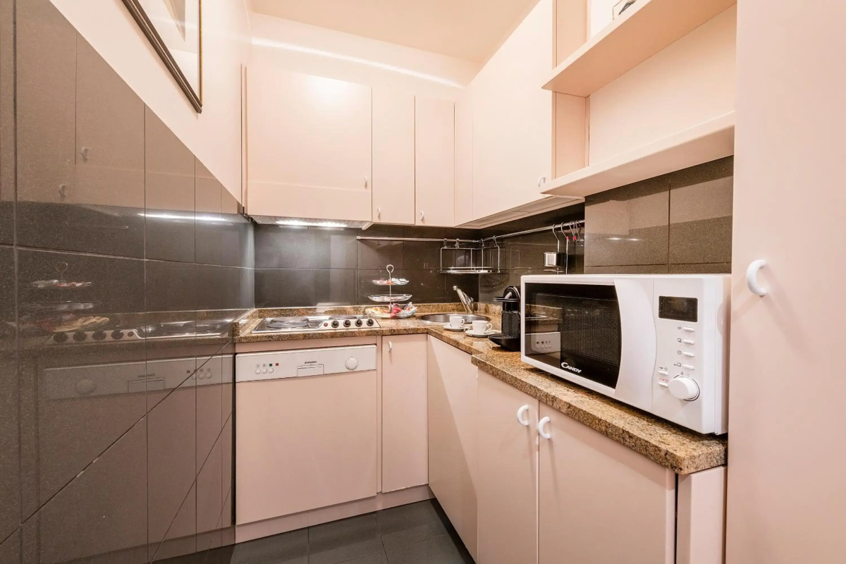 Milan Royal Suites & Luxury Apartments