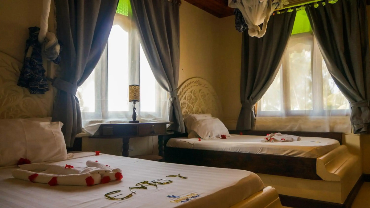 Smiles Beach Hotel