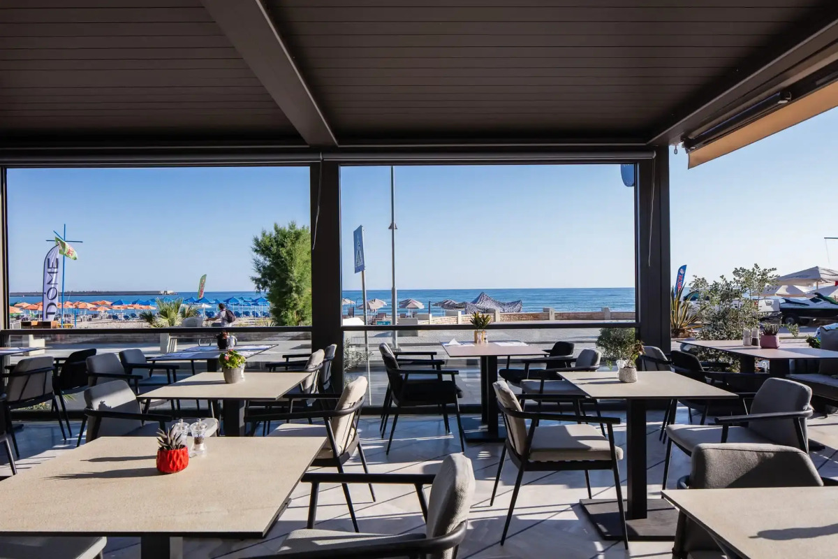 Steris Elegant Beach Hotel