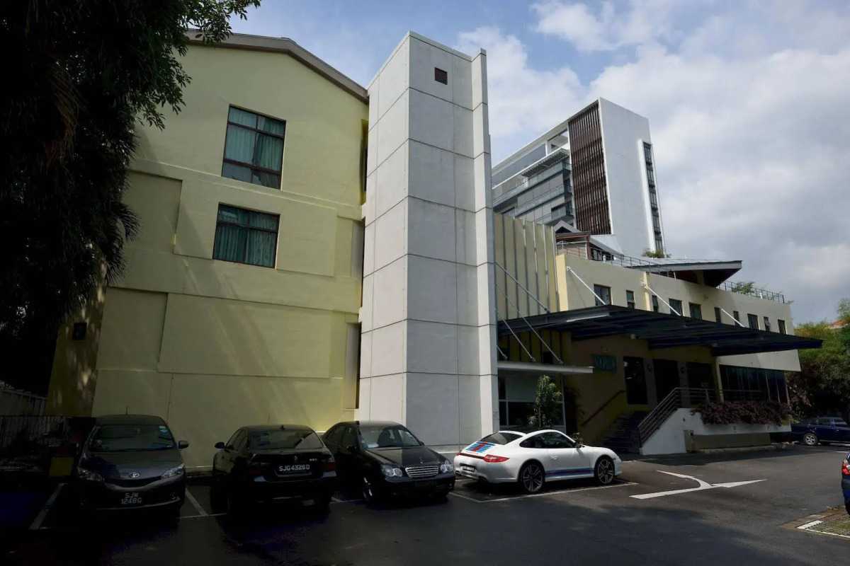 VIP Hotel (SG Clean Certified)