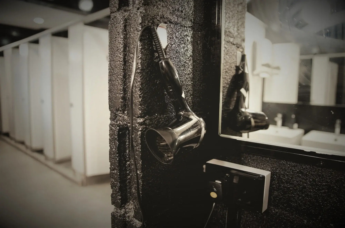 Wink @ Mosque Street