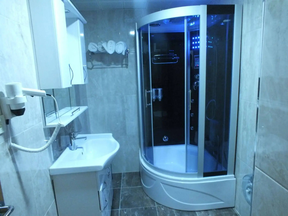 Emirtimes Hotel Kadikoy