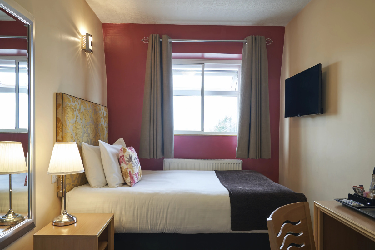 Antoinette Hotel Wimbledon