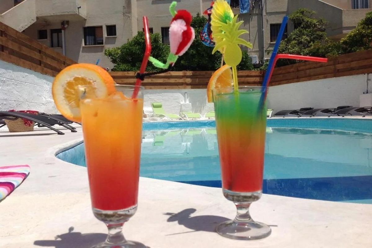 Alecos Hotel Apartments