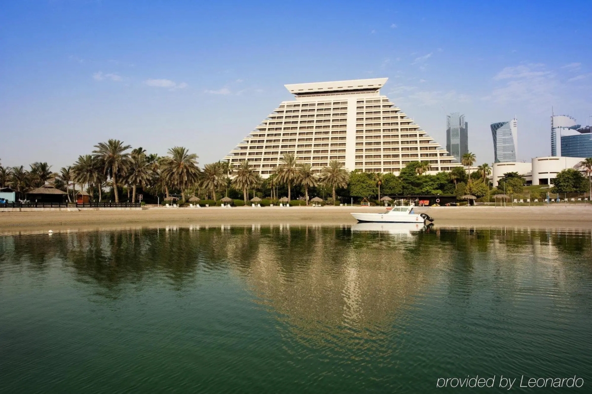Sheraton Grand Doha Resort & Convention Hotel