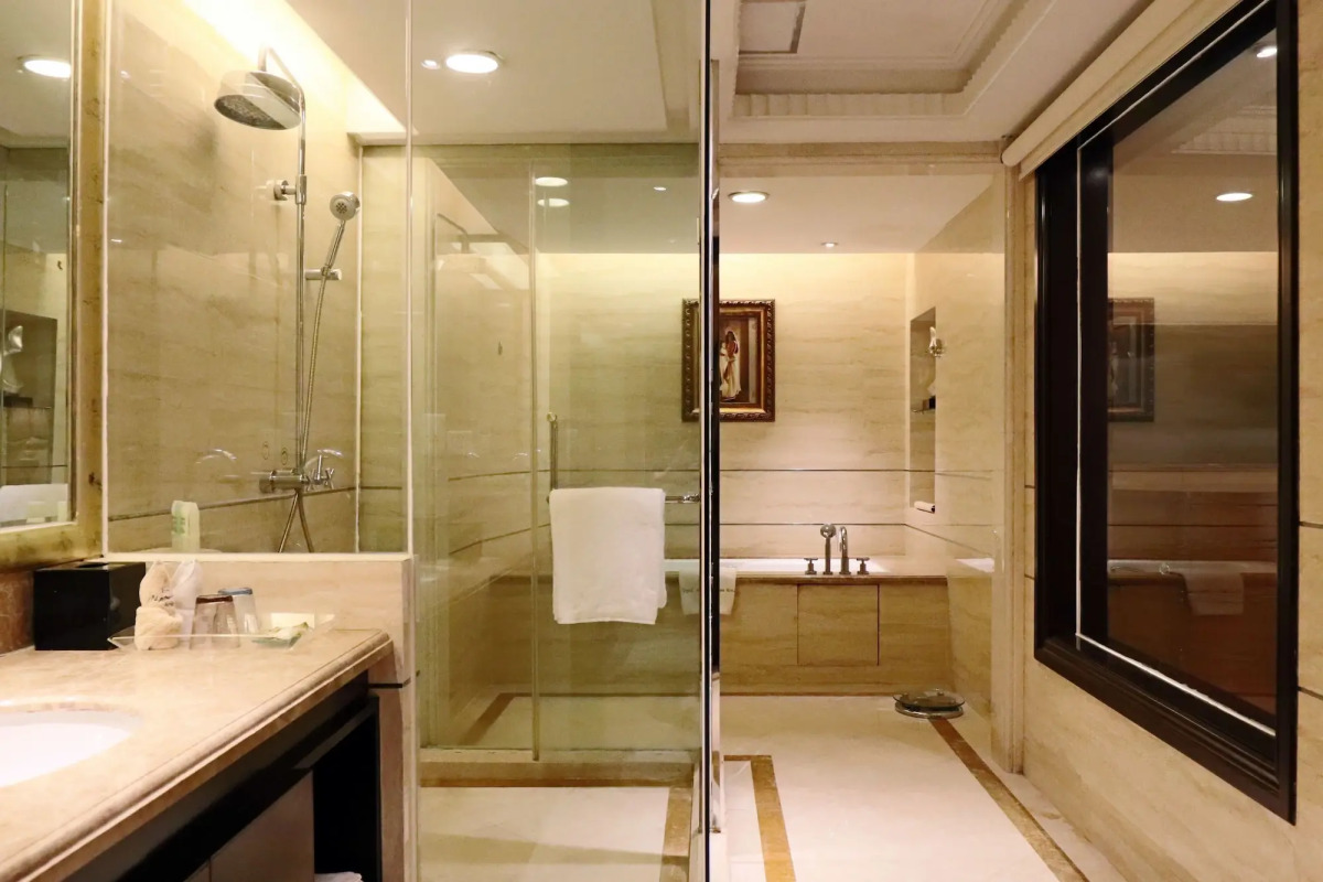 Royal Mediterranean Hotel