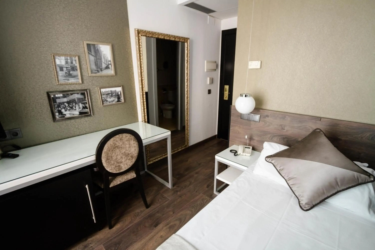 Hotel Moderno Barcelona