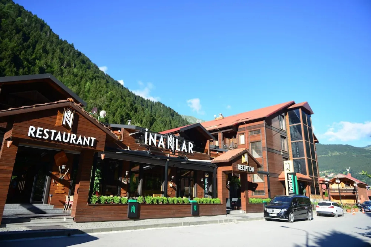 Inanlar Deluxe Hotel & Bungalow