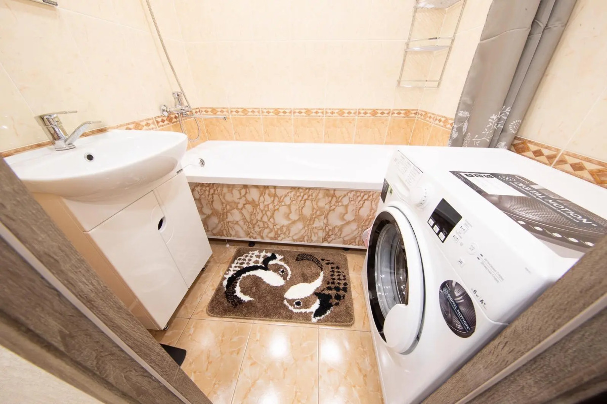 Apartment Four Seasons md. Mirny 2/1