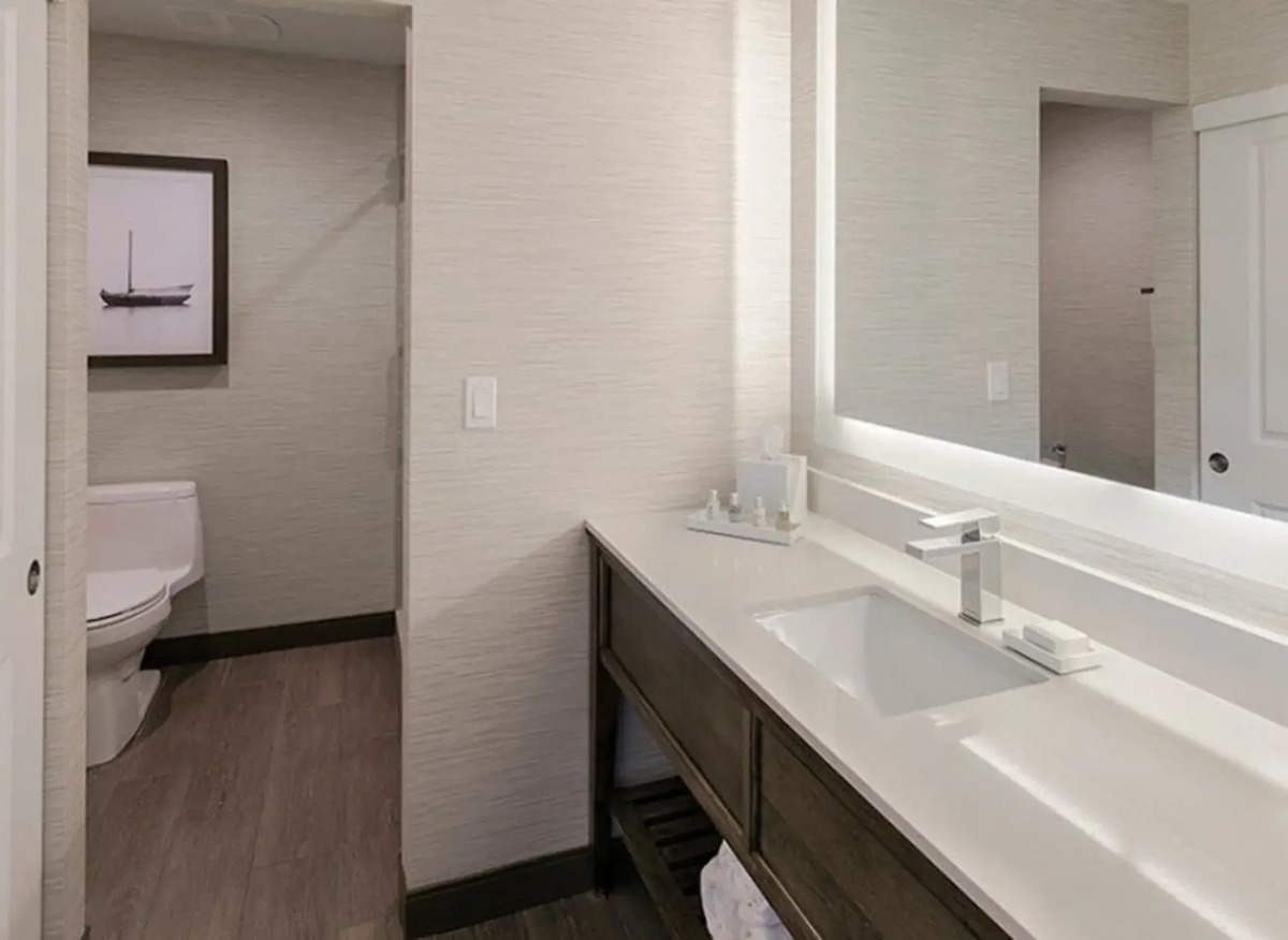 Marina del Rey Hotel