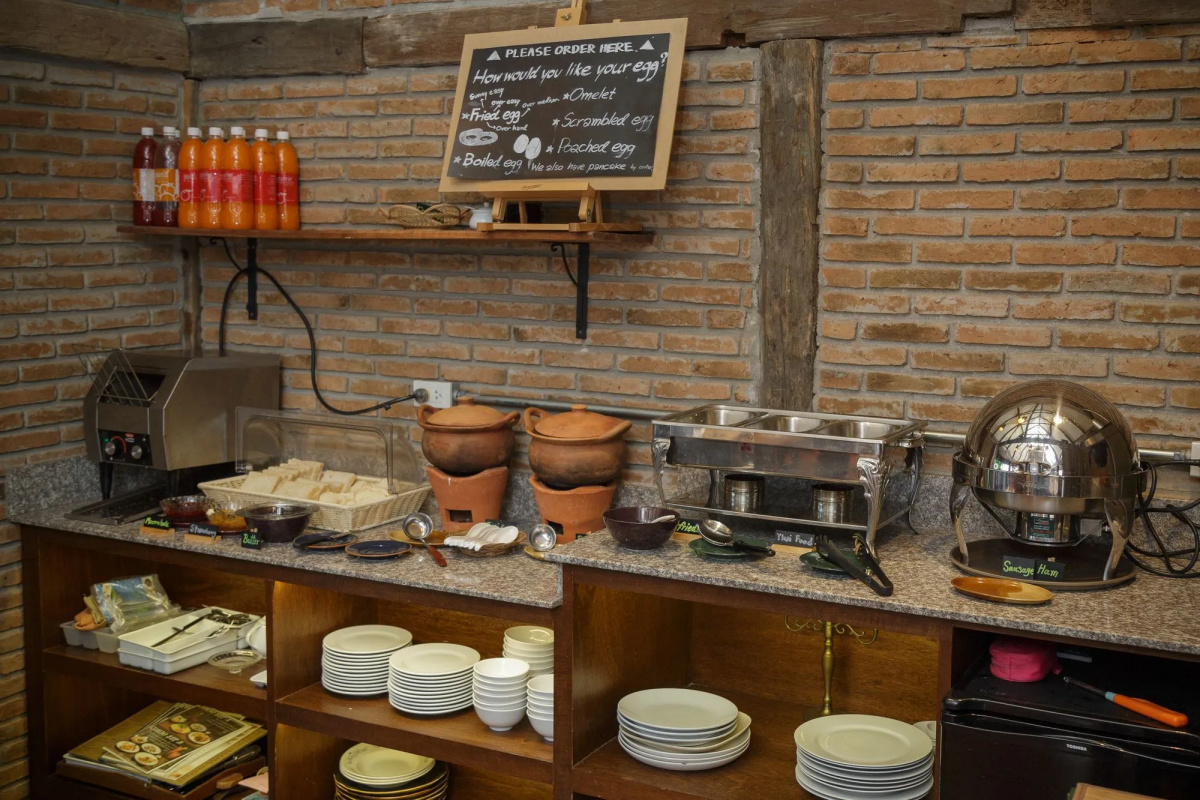 Le Charcoa Hotel