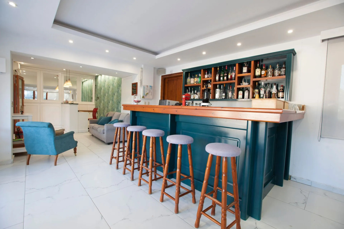 John & Mary's Studios