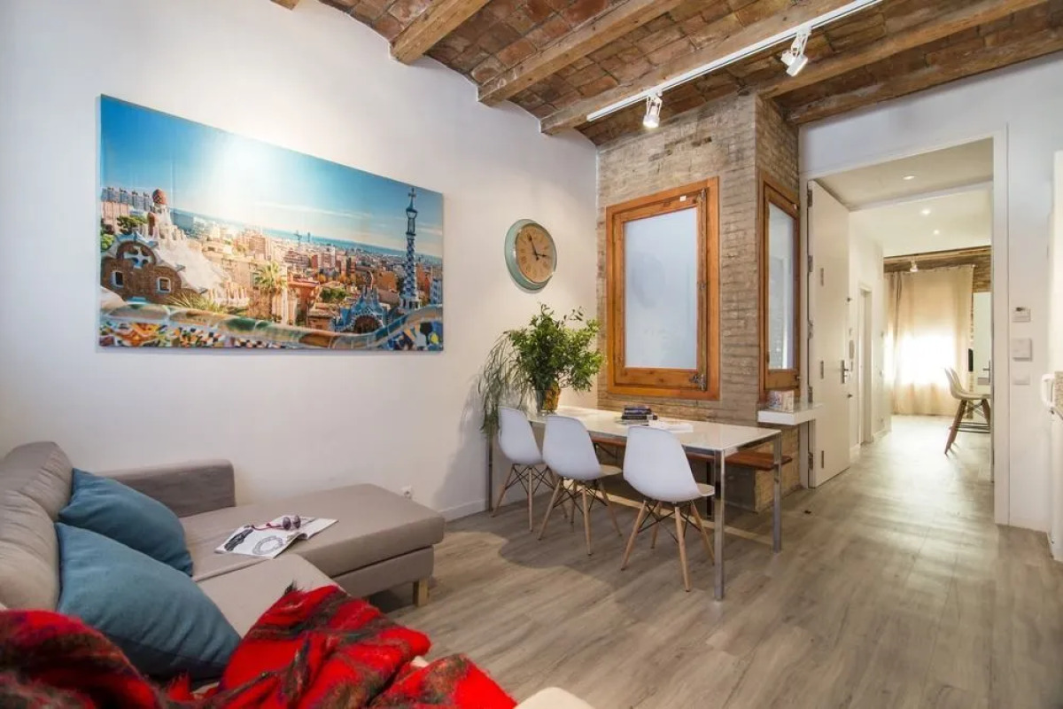 Happy People Sagrada Familia